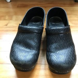 Size 11 Dansko professional clogs